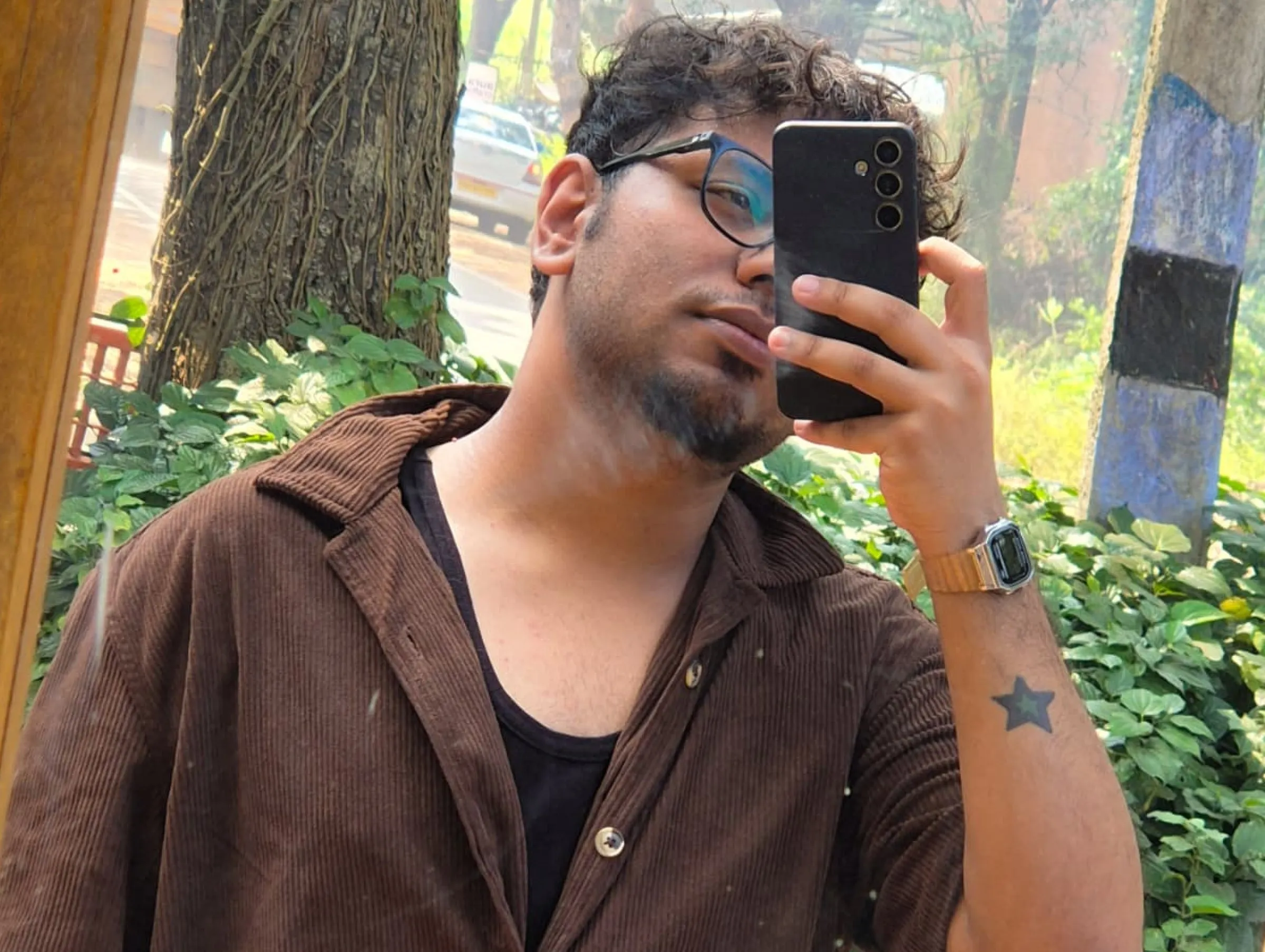 Pranesh - garden mirror